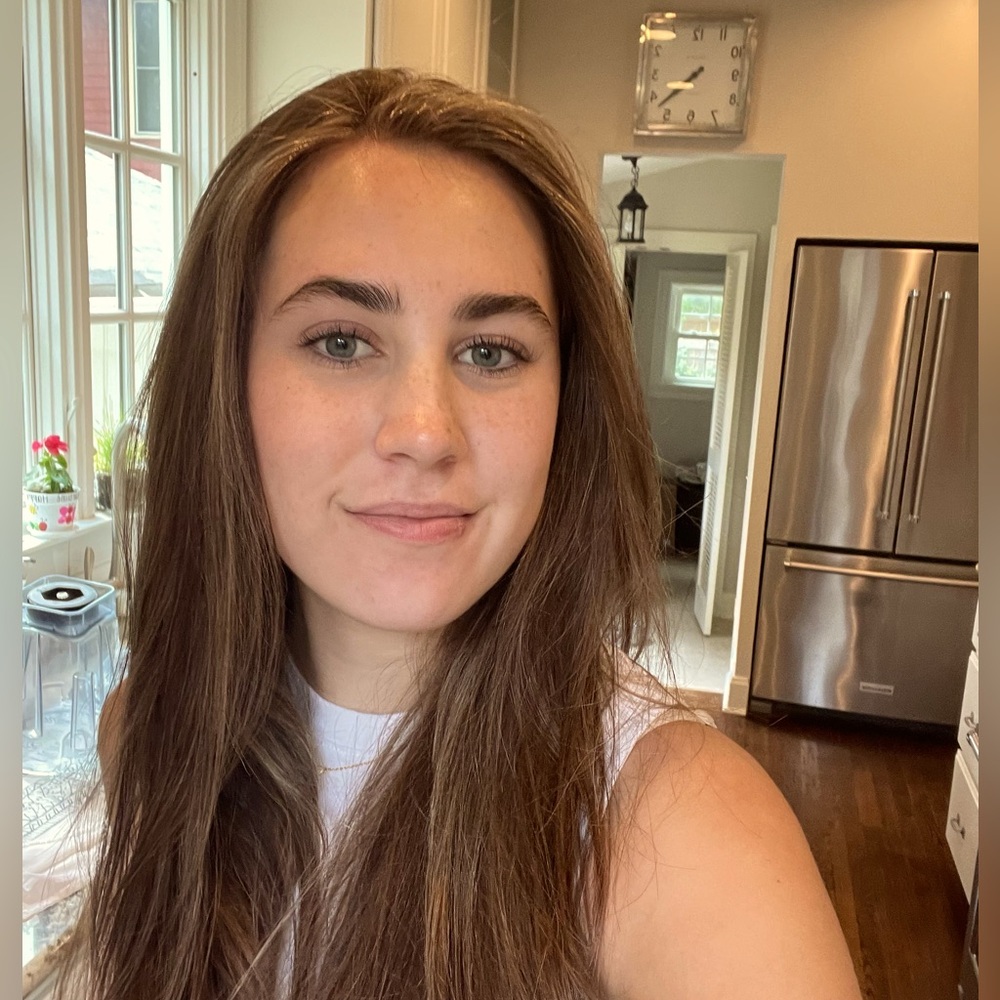 Meet your Posher, Lauren